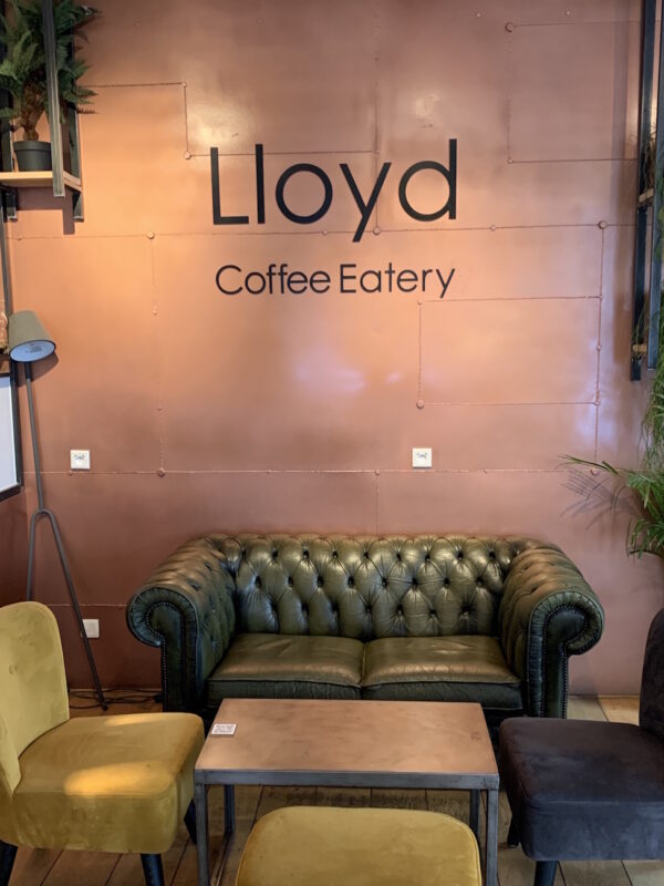 Salon du Lloyd Coffee Eatery